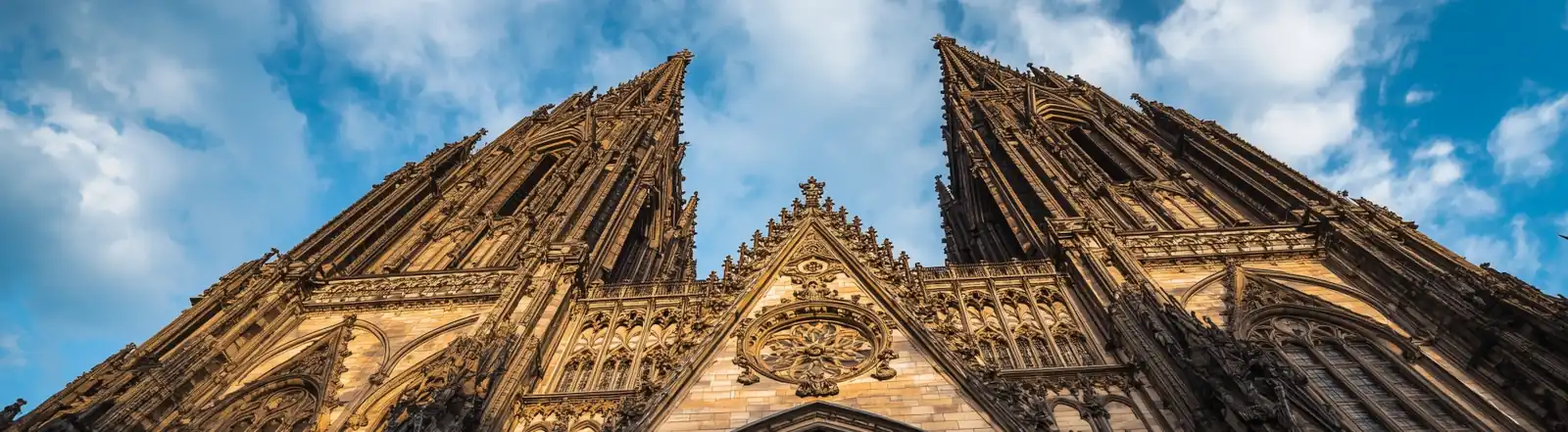 Recruiting und Personalsuche in Köln für mittelständische Unternehmen am dynamischen Arbeitsmarkt